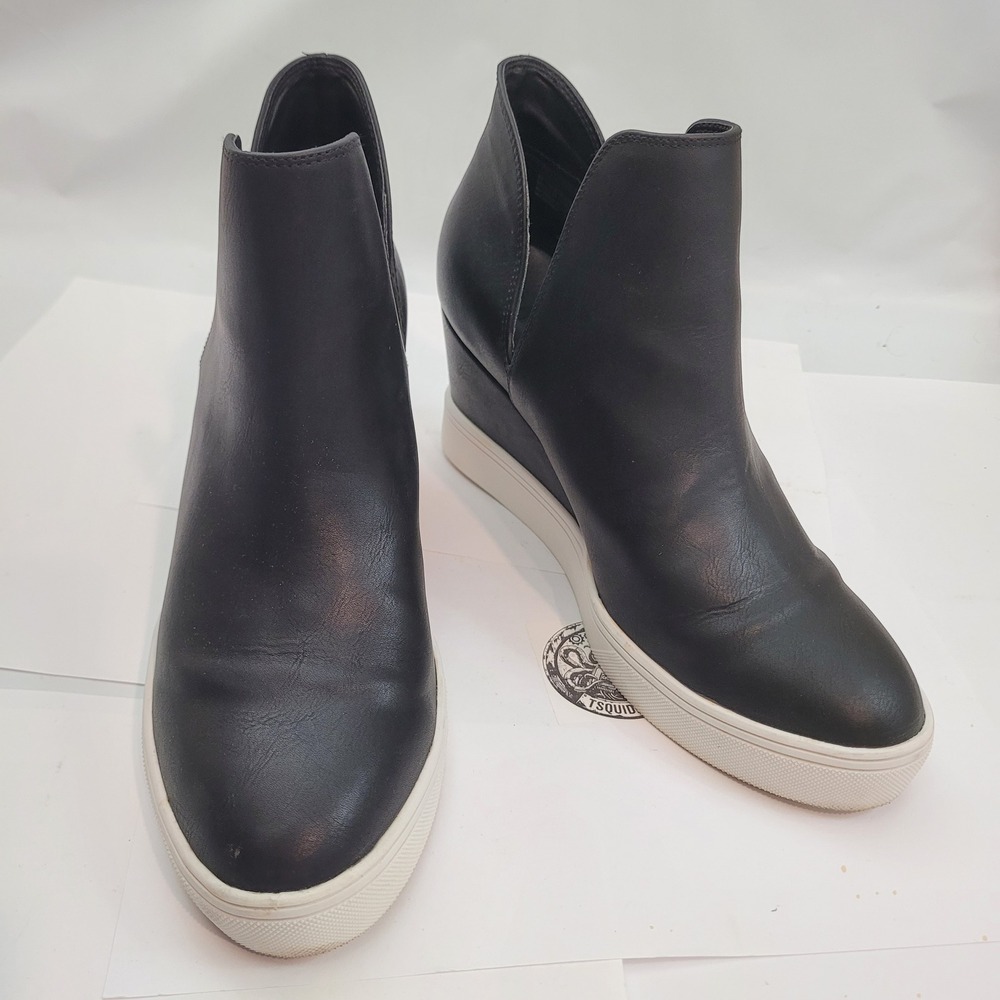 MIA Wedge Sneaker Women Black Faux Leather V-Cut Ankle Bootie Platform 7.5
